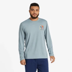 Men's Arched Palm And Sun Long Sleeve Active Tee -New Navy Shop Mens Arched Palm and Sun Long Sleeve Active Tee 99723 3 lg