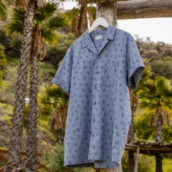 Men's Simple Palm Pattern Camp Shirt -New Navy Shop Mens Simple Palm Pattern Camp Shirt 101946 7 lg