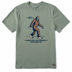 Men's Somebody's Squatching Me Short SleeveTee