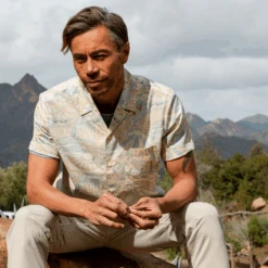 Men's Trippy Landscape Pattern Camp Shirt -New Navy Shop Mens Trippy Landscape Pattern Camp Shirt 101945 9 lg